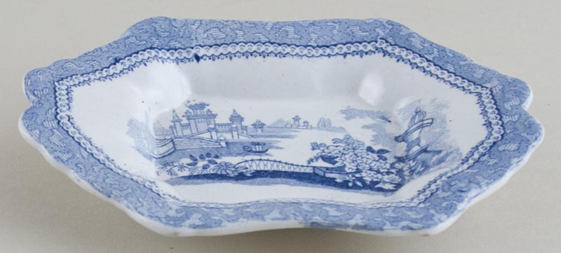 Dish small c1849